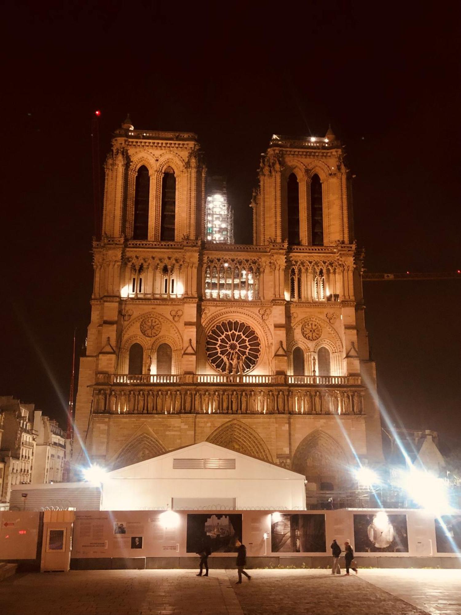 Hotel Les Degres De Notre Dame Paryż Zewnętrze zdjęcie